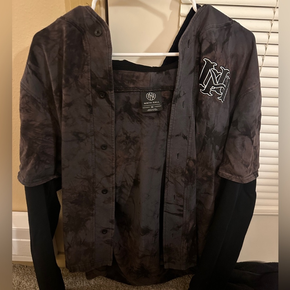 Ninth Hall Men’s Tie Dye Baseball Top Medium